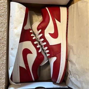 Jordan 1 ’Gym Red’ size 10